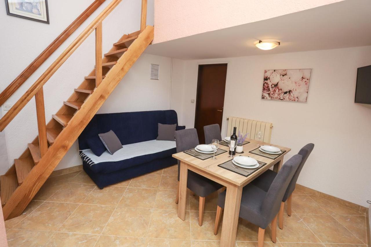 Apartment Ivica Poreč Extérieur photo